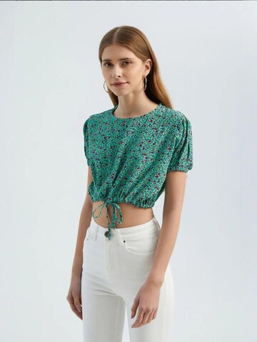 Camicia da donna di Hiccup in verde: frontale