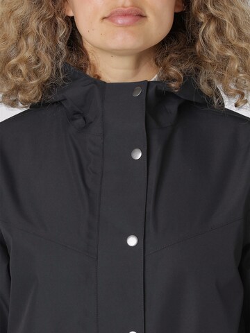 Superstainable Performance Jacket 'Henne' in Black