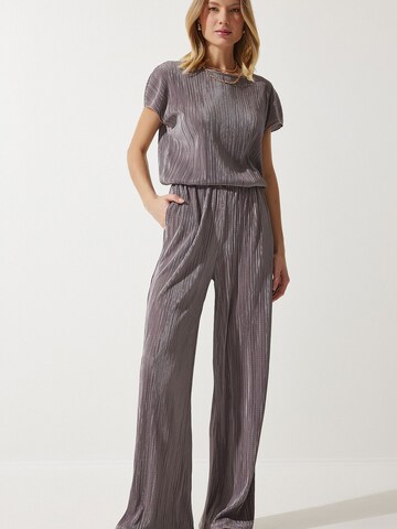 Happiness İstanbul Pantsuit in Grey: front