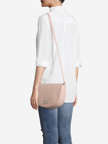 Calvin Klein - Bolso de hombro en rosa