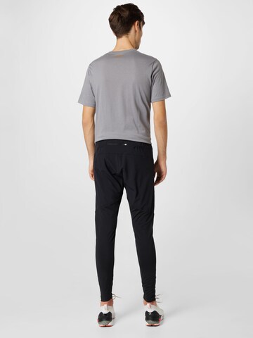 ENDURANCE Tapered Sportbroek 'Lusank' in Zwart