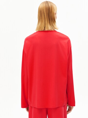 ARMEDANGELS Longsleeve ICONIC Å FIETAA in Rot