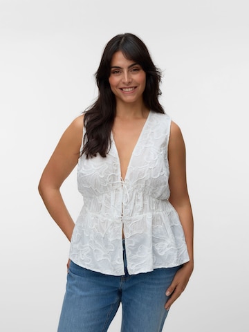 Vero Moda Curve - Top 'VMCANN' en blanco: frente