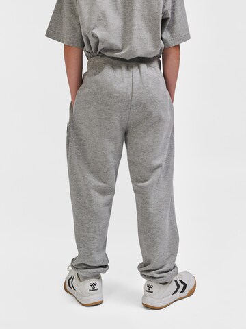 Hummel Tapered Broek 'CLEAN' in Grijs