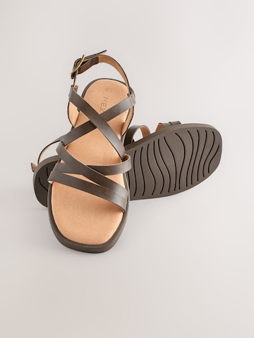 Next Sandale in Braun