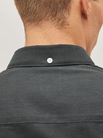 Coupe slim Chemise Next en gris