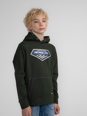 Petrol Industries Sweatshirt 'White Mountain' in Grün: Vorderseite
