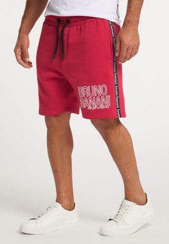 BRUNO BANANI Regular Shorts 'Bennett' in Rot: predná strana