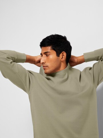 SELECTED HOMME Sweatshirt 'Adam' in Green