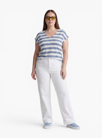 ONLY Carmakoma Shirt in Blue