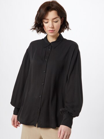 NU-IN Blouse in Zwart: voorkant