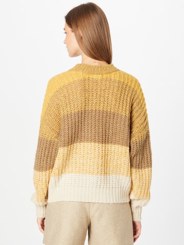VILA Sweater 'Olivia' in Yellow
