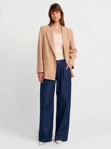 Dilvin - Blazer em bege