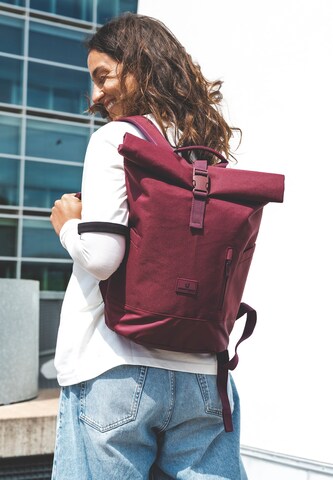 Johnny Urban Backpack 'Luca Small' in Red: front