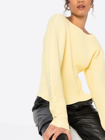 Pull-over Warehouse en jaune