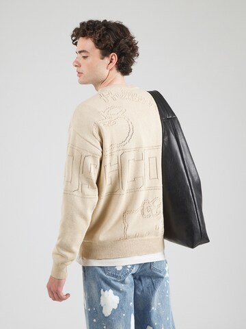 Pullover 'HELLO KITTY' di GCDS in bianco