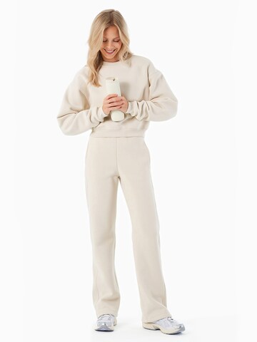 Organication Sweatshirt in White