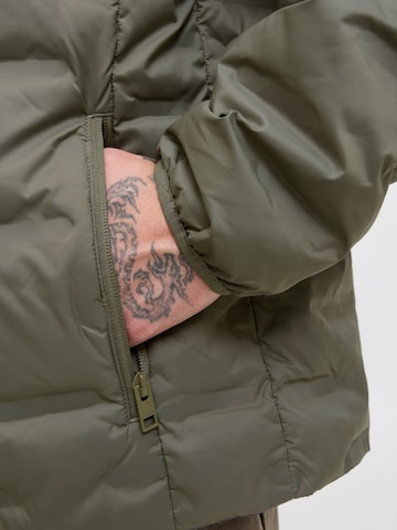 JACK & JONES - Chaqueta de invierno en verde