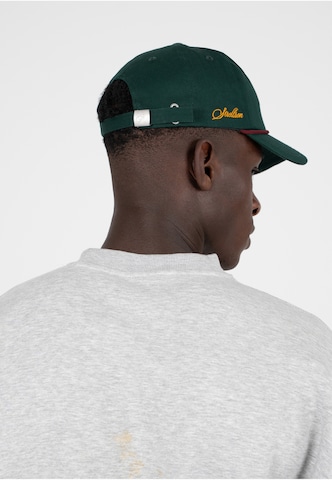 Prohibited - Gorra 'The Swiss Yuppie' en verde