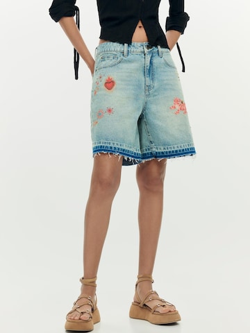 Desigual Normalny krój Jeansy w kolorze niebieski: przód