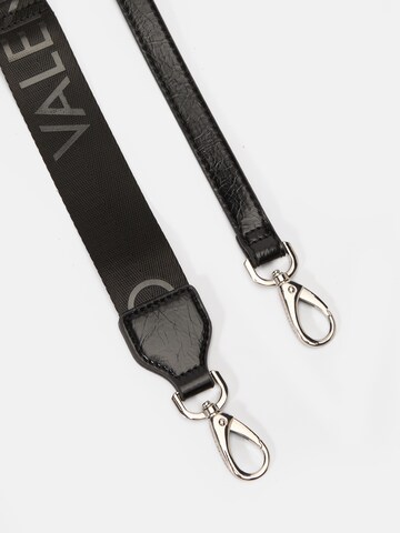 VALENTINO Olkalaukku 'SPECIAL WIRKLY' värissä musta