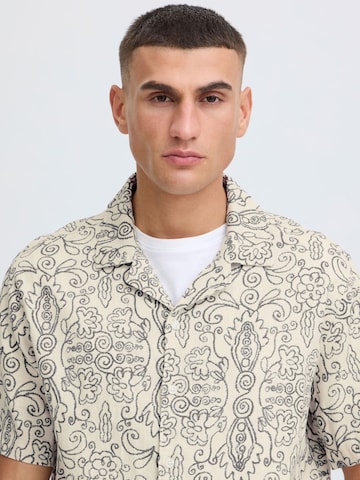 !Solid Comfort fit Button Up Shirt ' SDUtkolt ' in Beige