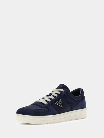 GUESS Sneaker 'Uddent' in Blau