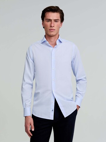 Chemise 'Sevilla Class' Scalpers en bleu : devant