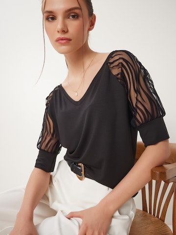 Happiness İstanbul Shirt in Zwart