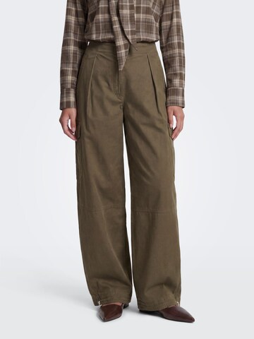 Loosefit Pantaloni cargo 'TOVIA' di ONLY in verde: frontale