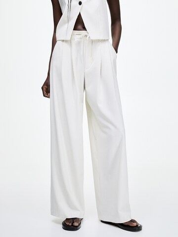 Wide Leg Pantalon à pince Pull&Bear en beige : devant