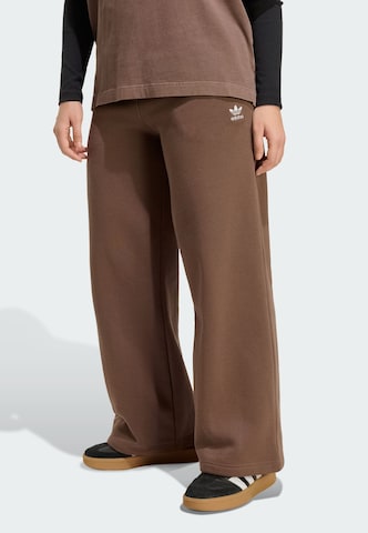 ADIDAS ORIGINALS Wide leg Broek 'Essentials' in Bruin: voorkant