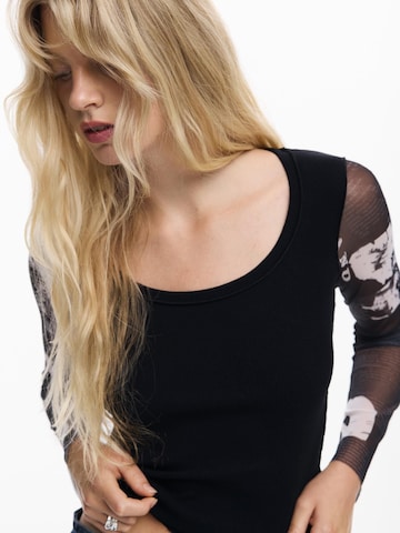 Desigual Тениска в черно