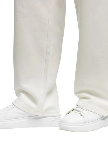cfab (formerly creamy fabrics) Regular Hose 'Relaxed Straight'‌ in Weiß