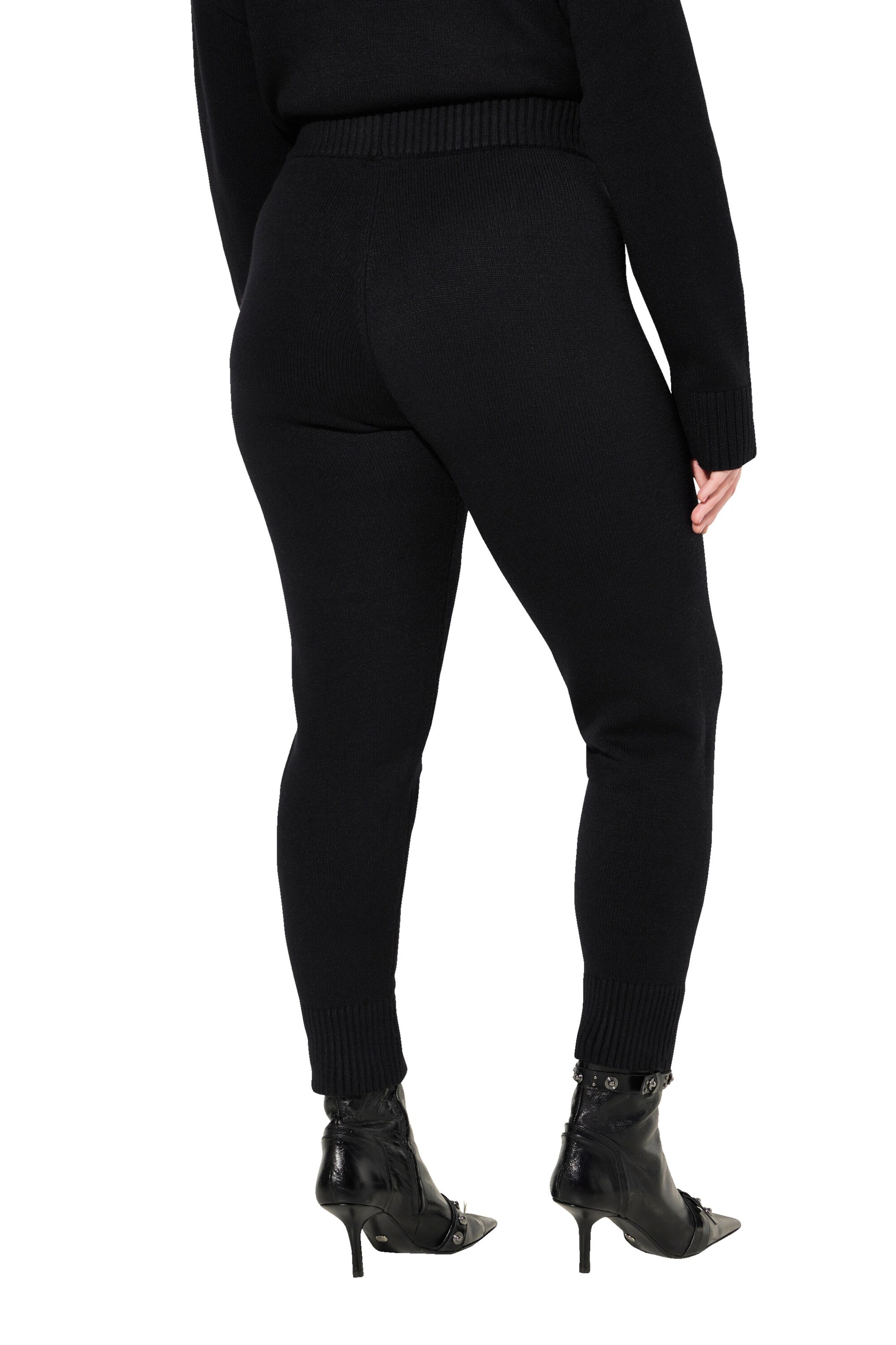 Ulla Popken Slimfit Broek in Zwart