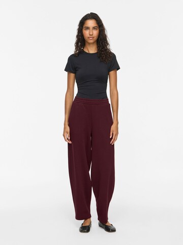 Barrel Pantaloni di VILA in rosso: frontale
