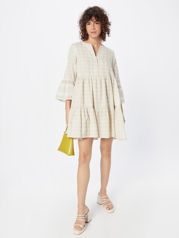 Robe 'Julia' Summery Copenhagen en beige