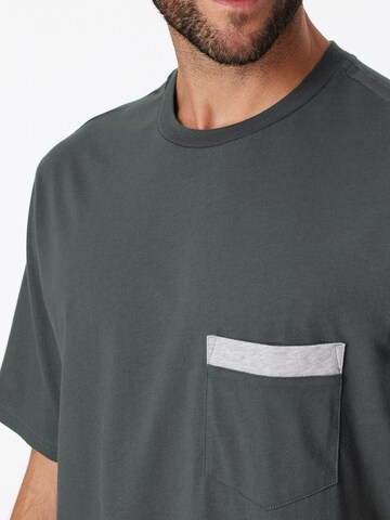 SCHIESSER - Pijama corto ' Comfort Nightwear ' en gris