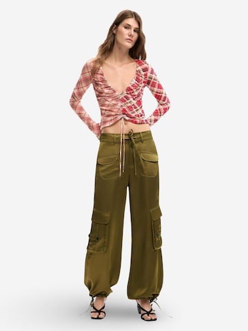 regular Pantaloni 'PANT_FAN 26SWPW48' di Desigual in verde