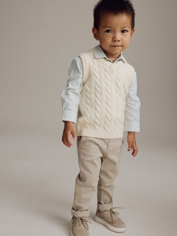 Set de la Next pe mai multe culori