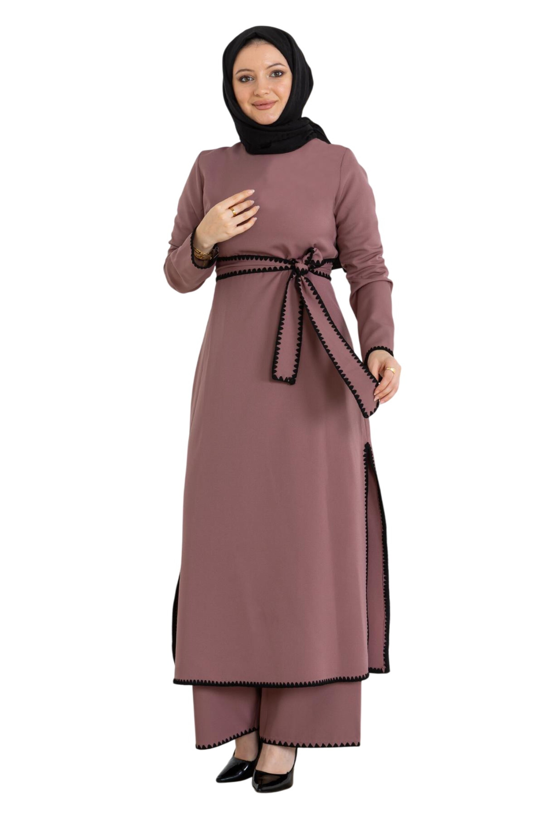 Robe MODAMIHRAM en rouge : devant