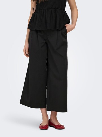 Wide Leg Pantalon à pince 'ONLTanny' ONLY en noir : devant