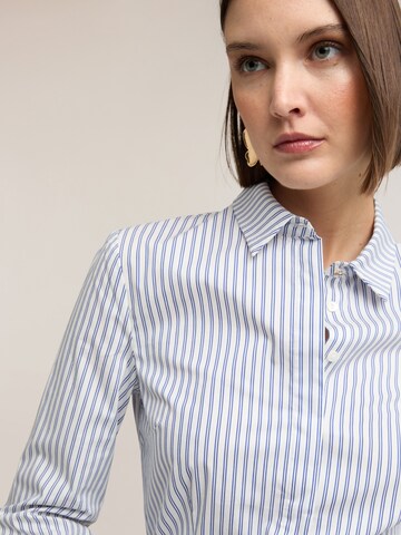 MOTIVI - Blusa en azul