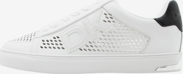 DKNY Matalavartiset tennarit 'ABENI' värissä valkoinen: etupuoli