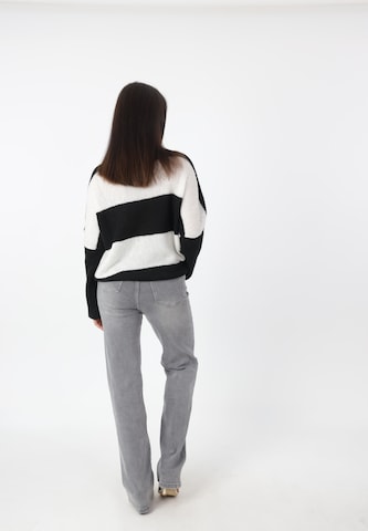 Elara Pullover i sort