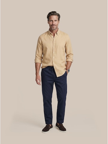 Steppin' out Regular fit Button Up Shirt in Beige
