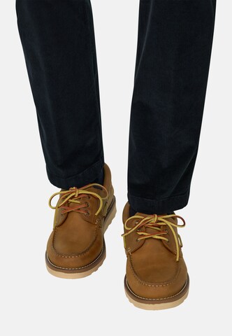 Boggi Milano Classic Flats in Brown: front