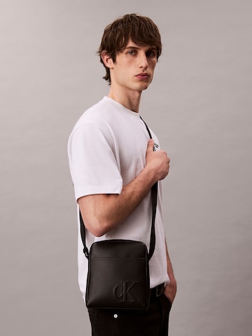 Geantă de umăr de la Calvin Klein pe negru