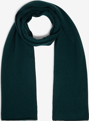 Marie Lund Scarf in Green: front