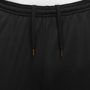 Coupe slim Pantalon de sport 'Academy 23' NIKE en noir